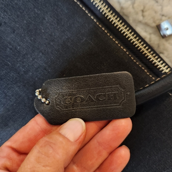 Vintage Coach linen handbag with leather accents - Picture 9 of 13